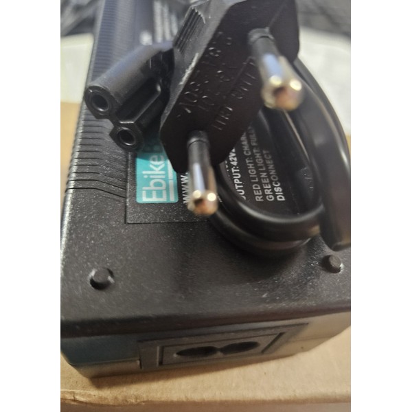 Зарядно за E-Bike Battery 36V 