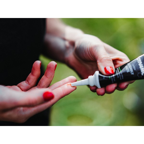 Паста за карбонови компоненти Dynamic Carbon Assembly Paste