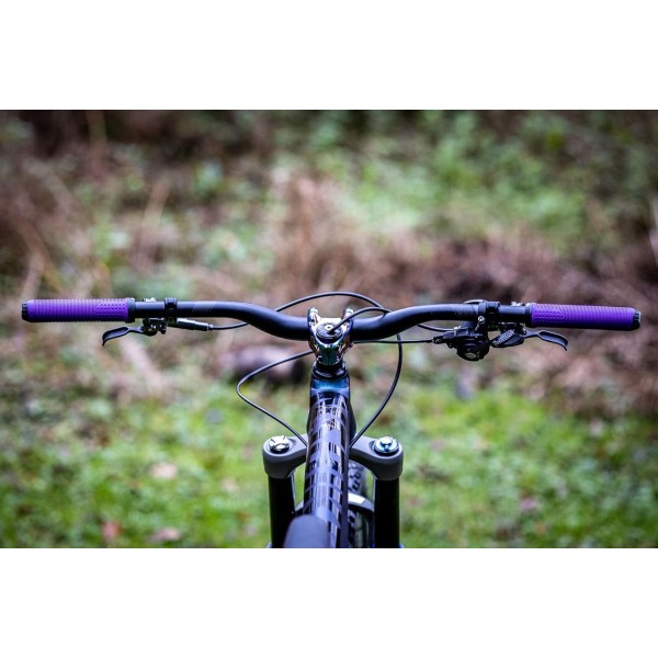 Грипове Spank Spike 33 Purple