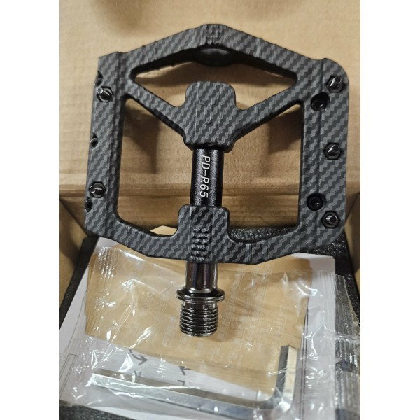 Педали PD-R65 Carbon color
